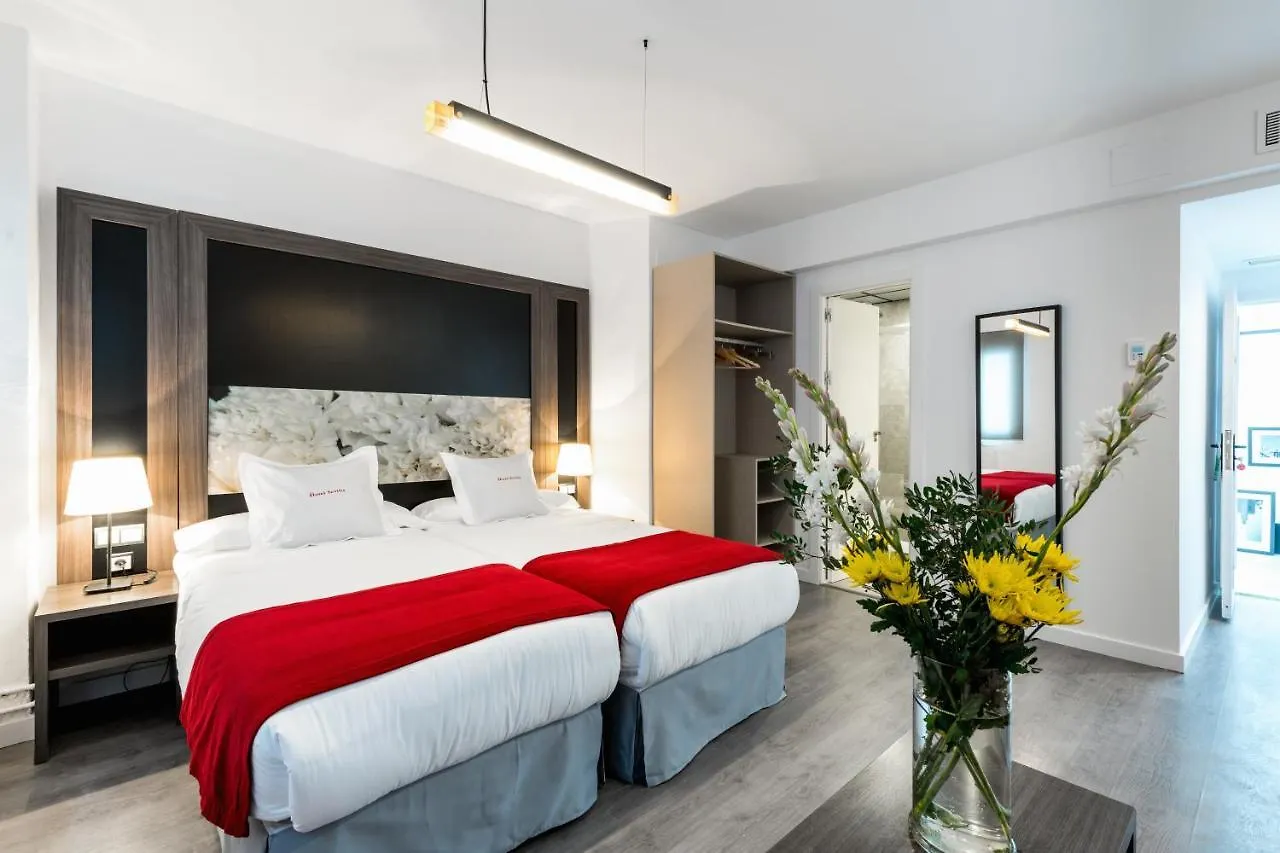 Hotel Sevilla 2*,