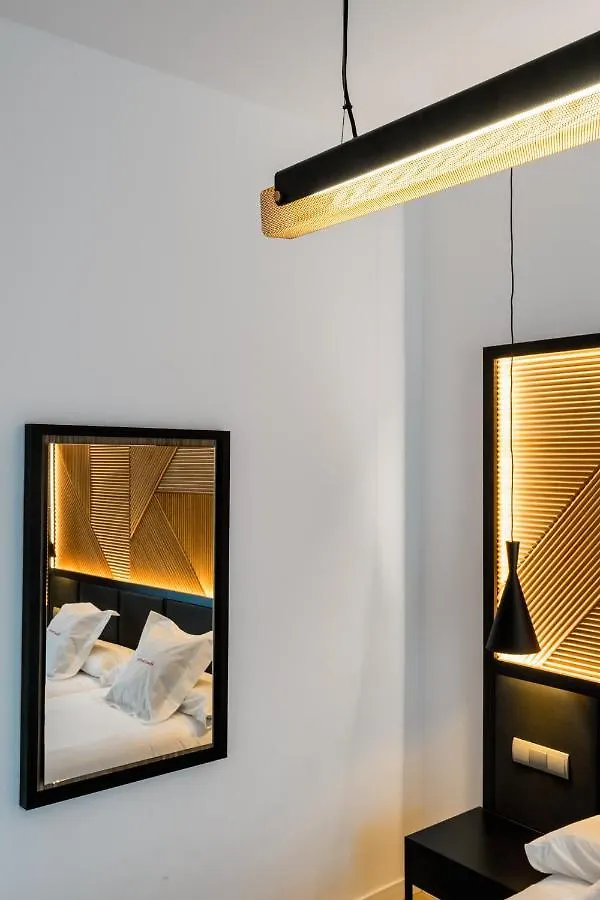 **  Hotel Sevilla İspanya